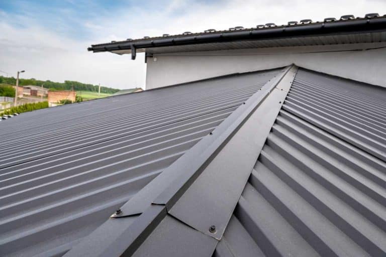 Gutter system for a metal roof, How Long Does a Metal Roof Last in Texas
